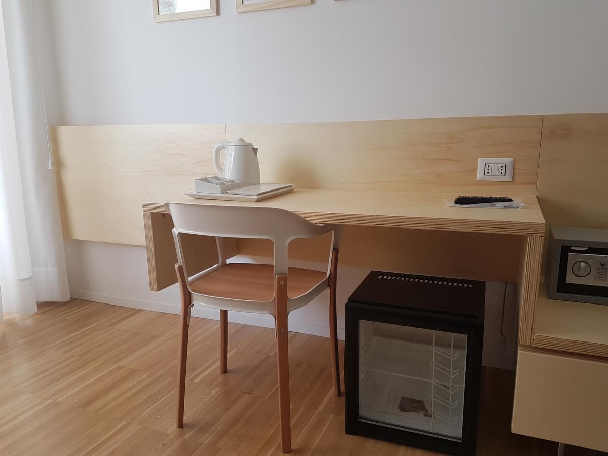 Le Stanze Di Piazza Dei Martiri Bed & Breakfast Napoli Ngoại thất bức ảnh