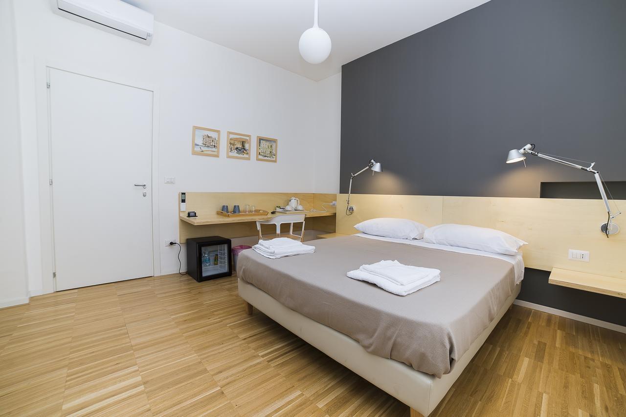 Le Stanze Di Piazza Dei Martiri Bed & Breakfast Napoli Ngoại thất bức ảnh