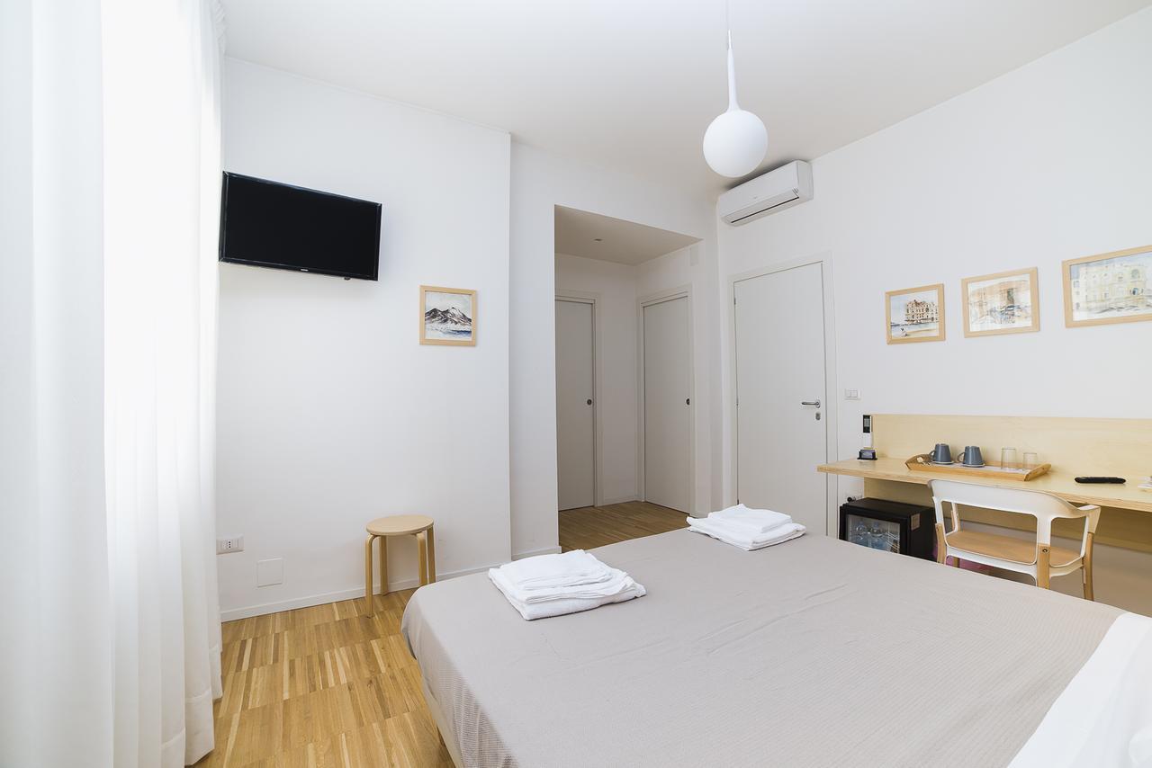 Le Stanze Di Piazza Dei Martiri Bed & Breakfast Napoli Ngoại thất bức ảnh