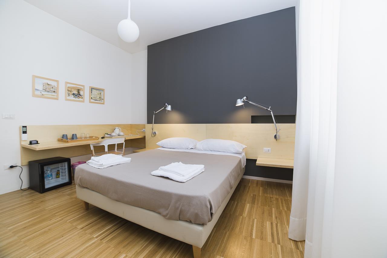 Le Stanze Di Piazza Dei Martiri Bed & Breakfast Napoli Ngoại thất bức ảnh