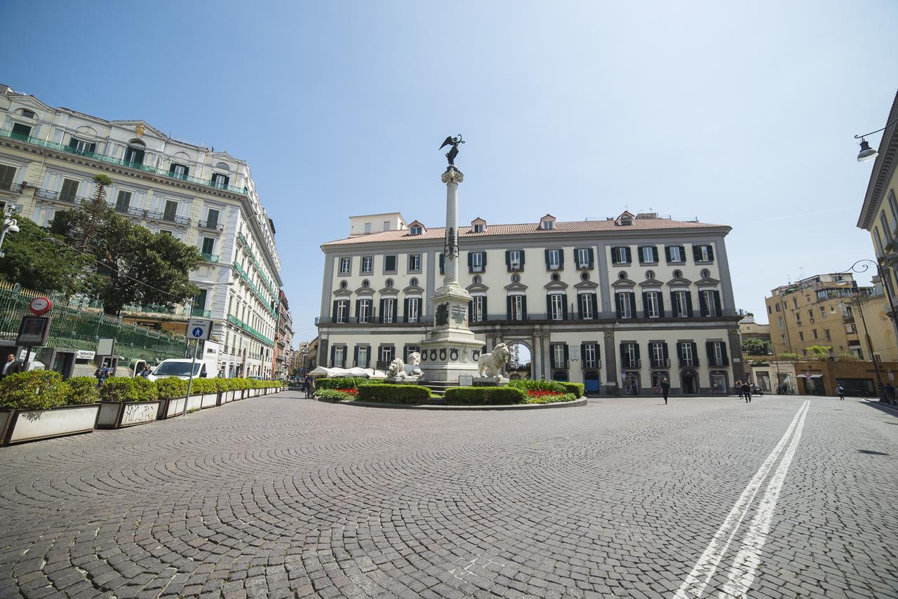Le Stanze Di Piazza Dei Martiri Bed & Breakfast Napoli Ngoại thất bức ảnh