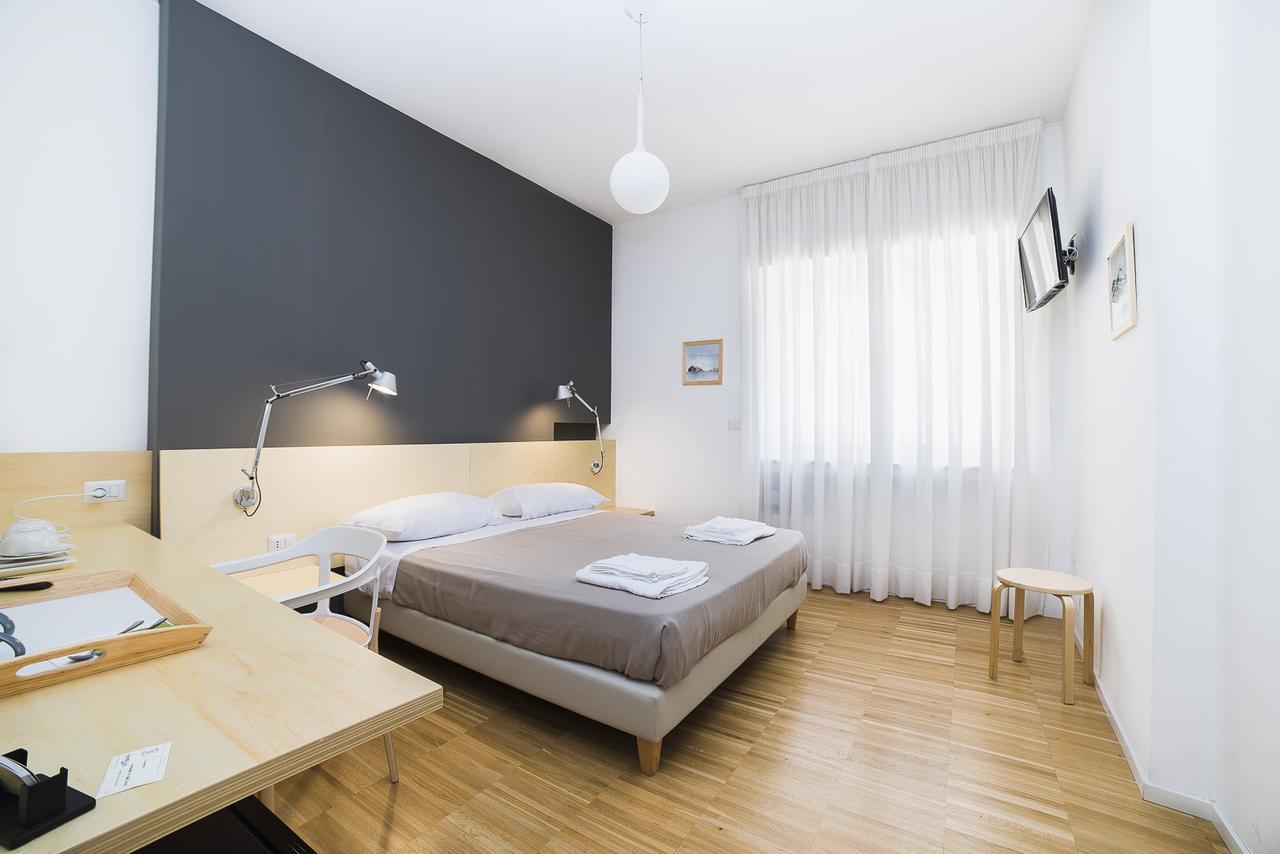 Le Stanze Di Piazza Dei Martiri Bed & Breakfast Napoli Ngoại thất bức ảnh