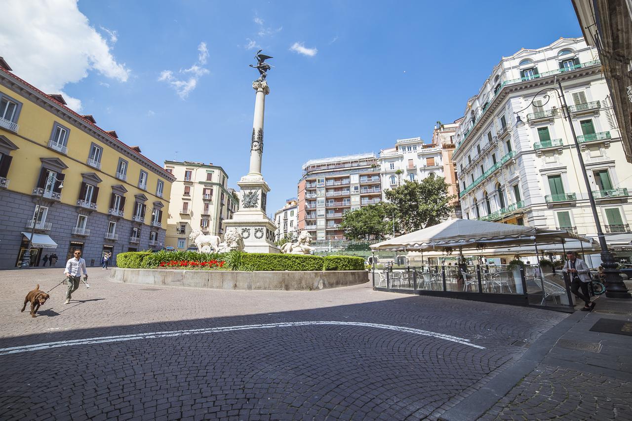 Le Stanze Di Piazza Dei Martiri Bed & Breakfast Napoli Ngoại thất bức ảnh